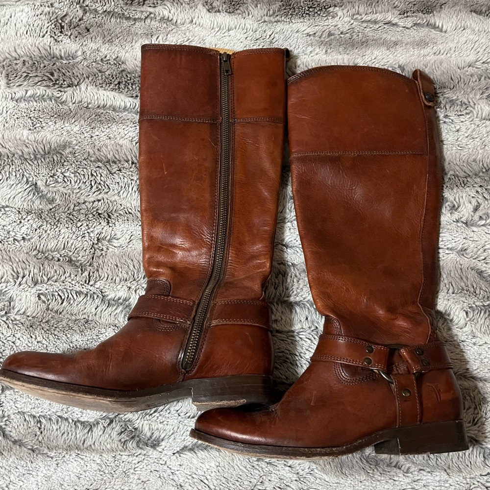 Frye boot 5.5 B